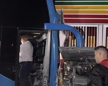 Comunicado de Estudiantes por el choque de micros con hinchas que iban a la final