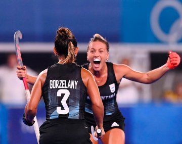 Las Leonas vencieron a China y clasificaron a cuartos de final