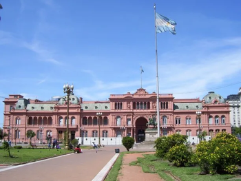 Milei se instalará en Olivos e irá poco a la Casa Rosada
