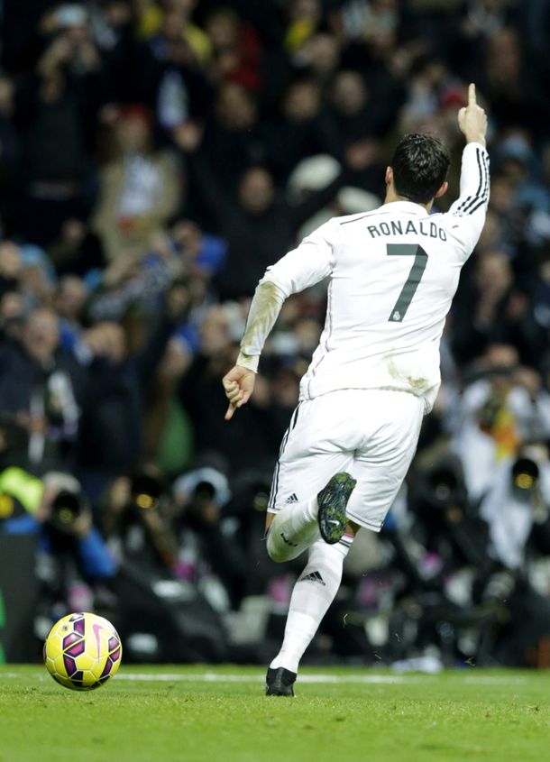 El Real Madrid goleó al Celta y alcanzó el récord del Barcelona