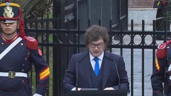 javier milei, en el acto por el dia del veterano de malvinas: a nuestros heroes, honor y gloria javier milei, en el acto por el dia del veterano de malvinas: a nuestros heroes, honor y gloria