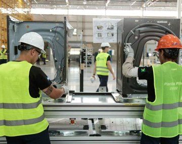 La UOM le reclamó a Whirlpool que reubique a los trabajadores de la planta que cerró en Pilar