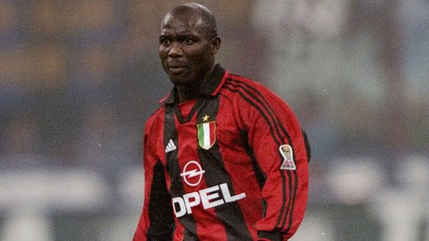 George Weah cuando brillaba en el AC Milan de Italia