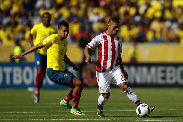 Ecuador salvó el invicto en el final ante el Paraguay de Ramón