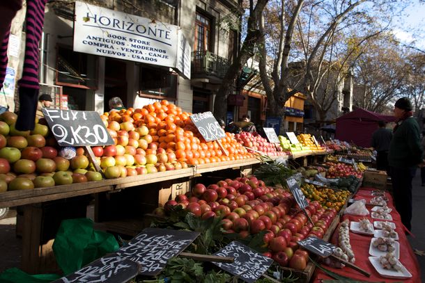 El gobierno alerta sobre faltante de frutas y analiza opciones de abastecimiento