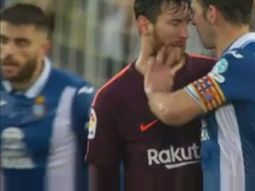 Messi se trompeó con Víctor Sánchez, de Espanyol Messi se trompeó con Víctor Sánchez, de Espanyol