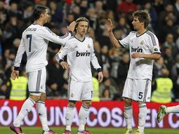 real madrid goleo al sevilla y sigue en la pelea del torneo real madrid goleo al sevilla y sigue en la pelea del torneo