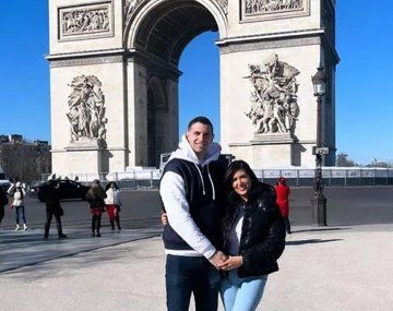 Las fotos del Dibu Martínez en la previa de los premios The Best en París 