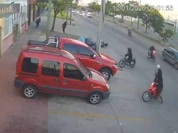 Isidro Casanova: un policía de civil se resistió a un robo y baleó a un motochorro