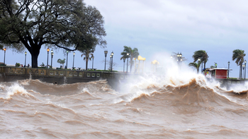 alerta en la provincia: preven un pico de 2,80 metros en la crecida del rio de la plata alerta en la provincia: preven un pico de 2,80 metros en la crecida del rio de la plata