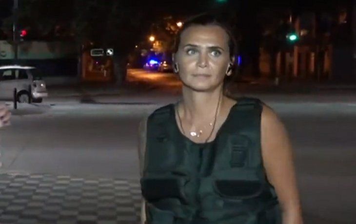 Granata apareció en Rosario con chaleco antibalas y un vecino la dejó en ridículo