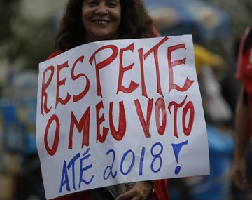 Brasil: marchan en apoyo a Dilma 