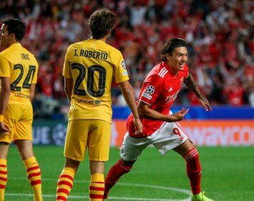 Barcelona cayó ante el Benfica y sigue la crisis post Messi