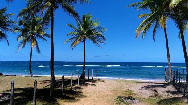 Barra Grande se encuentra en la península de Maraú, en el estado de Bahía. Barra Grande se encuentra en la península de Maraú, en el estado de Bahía.