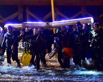 Así fue el Via Crucis acuático en Puerto Madryn