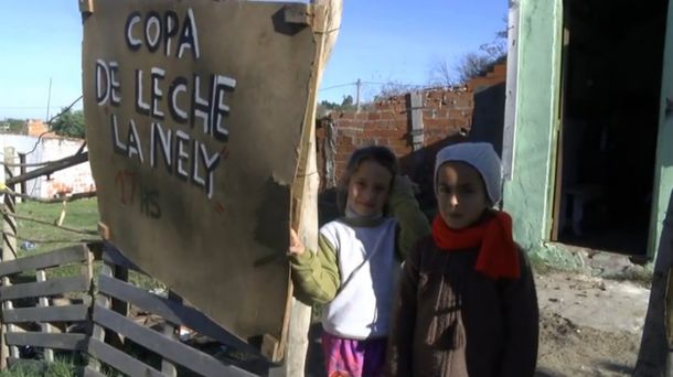 Se robó la olla y las tazas del merendero en el que su propio hijo toma la copa de leche