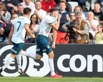 Gaich festeja su gol, el primero de Argentina  (Foto: @Argentina).