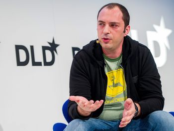 La increíble historia de Jan Koum, de pobre a multimillonario gracias a WhatsApp