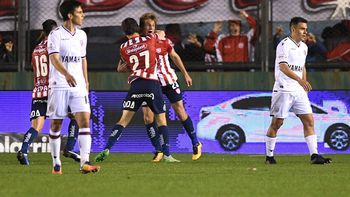 Unión dio la sorpresa al ganarle a Lanús Unión dio la sorpresa al ganarle a Lanús