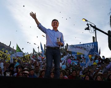 Breaking: Mauricio Macri wins historical runoff against Daniel Scioli