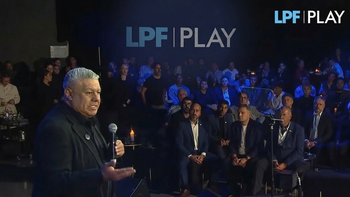 Partidos de AFA sin Pack Fútbol: cómo descargar e instalar LPF Play, la app gratis que lanzó Chiqui Tapia Partidos de AFA sin Pack Fútbol: cómo descargar e instalar LPF Play, la app gratis que lanzó Chiqui Tapia