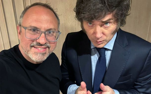 Diego Valenzuela junto a Javier Milei.