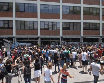 Científicos aceptaron en asamblea la propuesta de Barañao