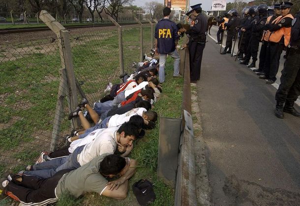 Hinchas detenidos