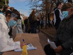 Se detectaron 23 nuevos casos de coronavirus en el barrio Villa Azul: ya son 196 los contagiados