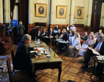 La elección directa de legisladores al Parlasur se tratará antes de fin de año