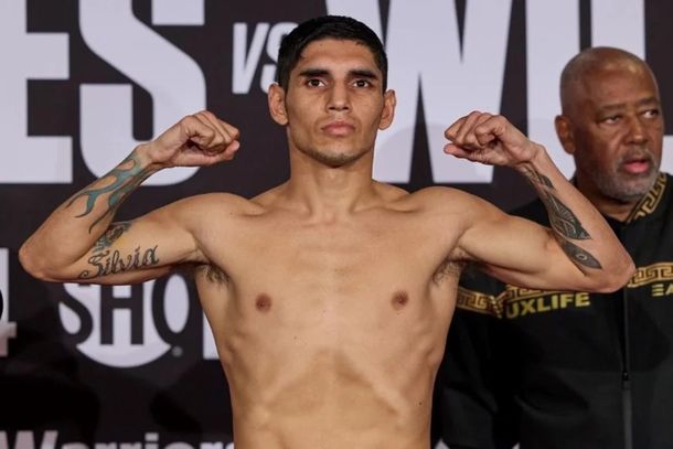 El Puma Martínez buscará unificar tres coronas supermosca ante Jesse Rodríguez en Riad