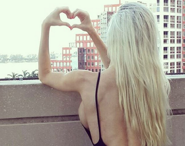 Infartante foto de Luciana Salazar en Miami