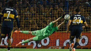 el penal que atajo agustin marchesin, clave en el triunfo de boca ante talleres el penal que atajo agustin marchesin, clave en el triunfo de boca ante talleres