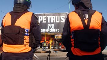 dos adolescentes muertos a balazos a la salida de un boliche dos adolescentes muertos a balazos a la salida de un boliche