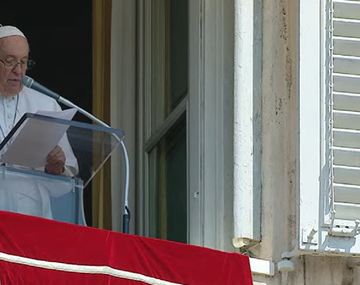 Francisco destacó como señal de esperanza la reapertura de exportaciones de granos desde Ucrania