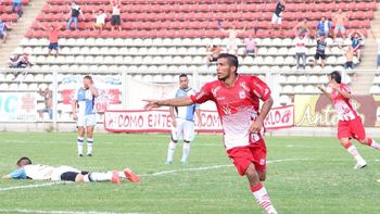 cerra el or...: el goleador de moron reclamo una deuda y barras armados lo amenazaron cerra el or...: el goleador de moron reclamo una deuda y barras armados lo amenazaron