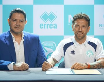 El Papu Gómez tiene nuevo equipo: fue presentado en Emiratos Árabes tras dejar Italia