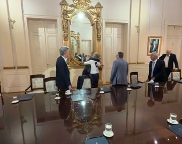 Al ritmo de Vamos por la Gloria de La Beriso