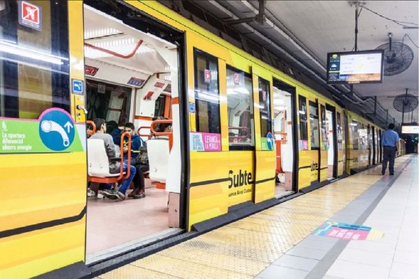 Subte: demoras por una protesta gremial en el arranque del nuevo horario