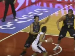 El show de Campazzo en un amistoso