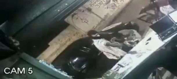 Un sicario asesinó de tres disparos en la cabeza al dueño de un bar