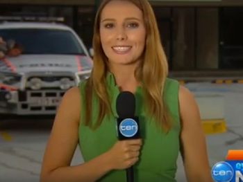 Hacía una nota en vivo y mirá lo que ocurría detrás