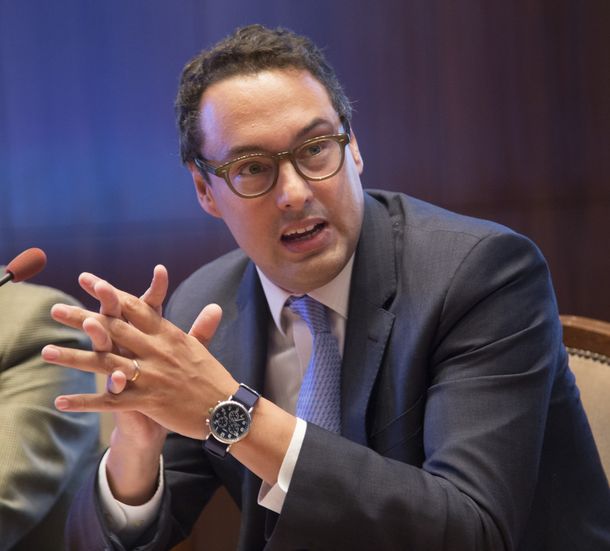 Planean entre 800 y 900 bajas por los retiros voluntarios