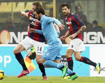 Con un gol de Higuaín