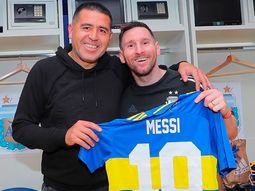 ¿Messi se pondrá la camiseta de Boca en la despedida de Riquelme?