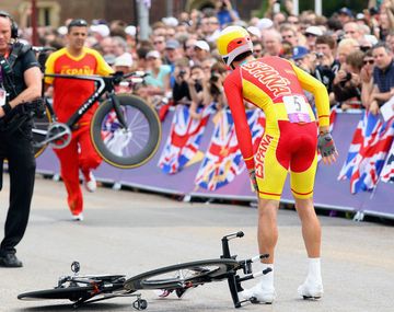 Demasiada mala suerte para un ciclista español