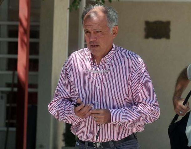 Sabella_renuncia_cb_020211_2_20709