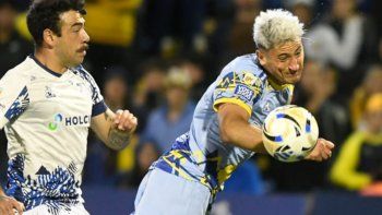 tevez vuelve a rosario: central y talleres prometen un choque de alto vuelo tevez vuelve a rosario: central y talleres prometen un choque de alto vuelo