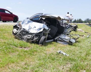 Murieron ocho personas por un choque frontal en una ruta de Uruguay