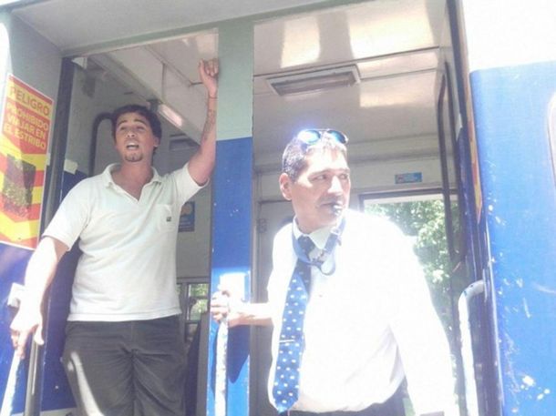 Insólito: olvidó su mochila en un tren y la recuperó con la ayuda de desconocidos